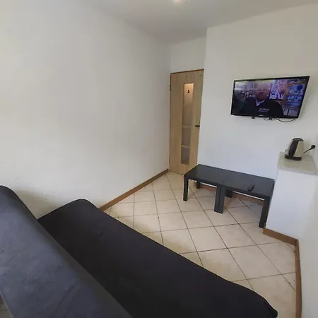 2050 Zwyciestwa 23 - Tanie - Samodzielne Zameldowanie - Self Check In * Poznań