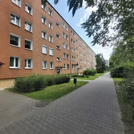 2050 Zwyciestwa 23 - Tanie - Samodzielne Zameldowanie - Self Check In Homestay *