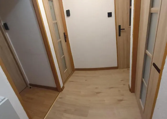 2050 Zwyciestwa 23 - Tanie - Samodzielne Zameldowanie - Self Check In Quarto em Acomodações Particulares Poznań