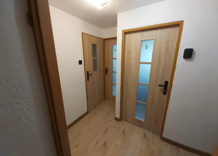 2050 Zwyciestwa 23 - Tanie - Samodzielne Zameldowanie - Self Check In Rum i privatbostad *