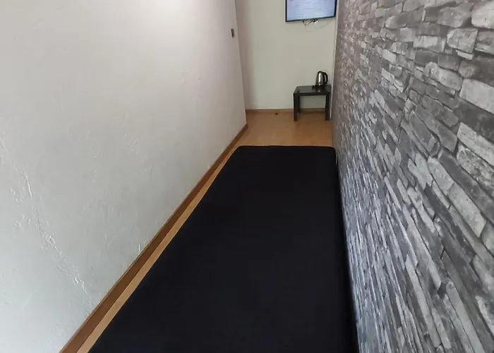 Quarto em Acomodações Particulares 2050 Zwyciestwa 23 - Tanie - Samodzielne Zameldowanie - Self Check In